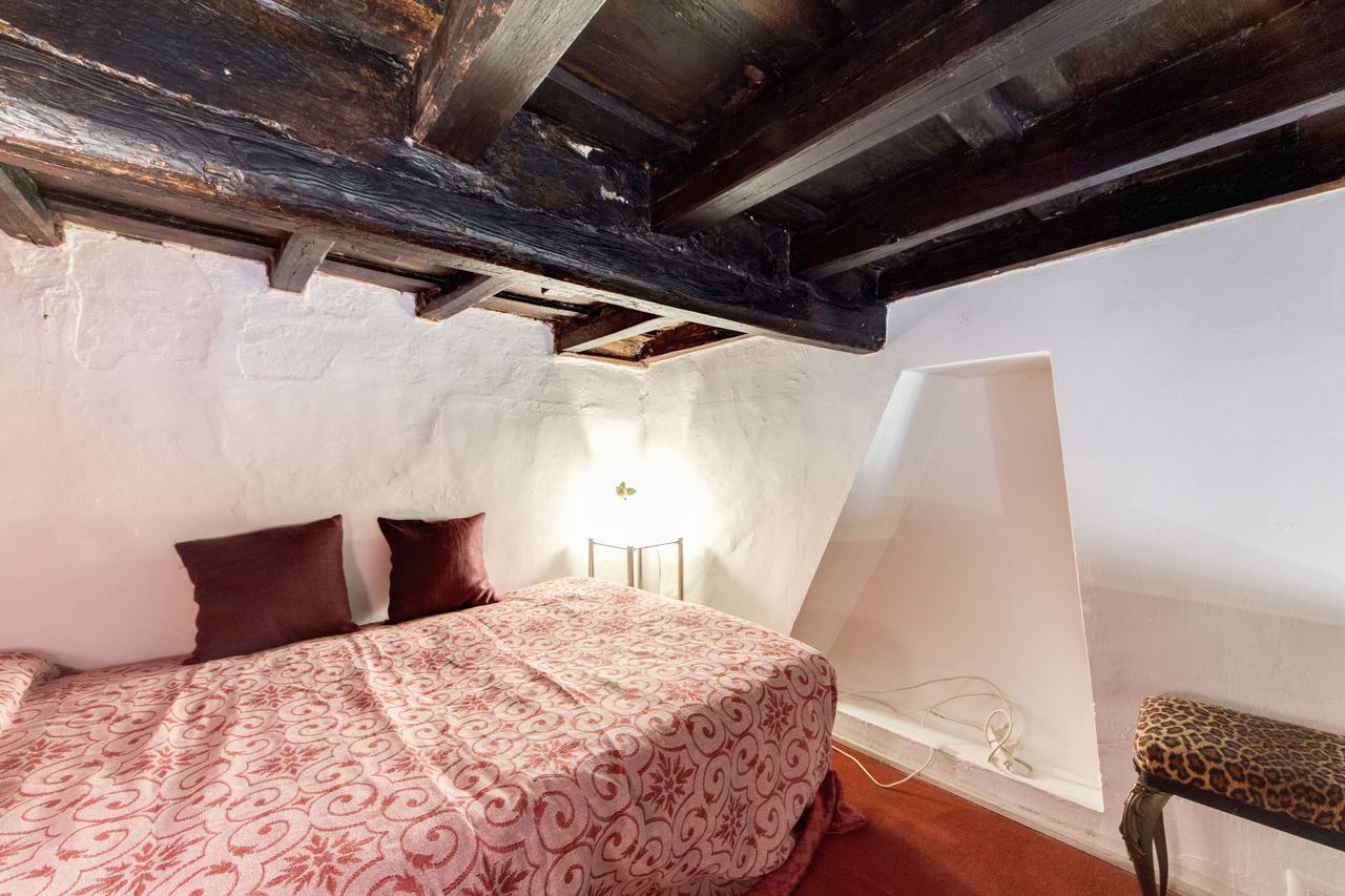 (120 m²), 2 Schlafzimmer und 1 eigene Badezimmer in Navona Rom Exterior foto