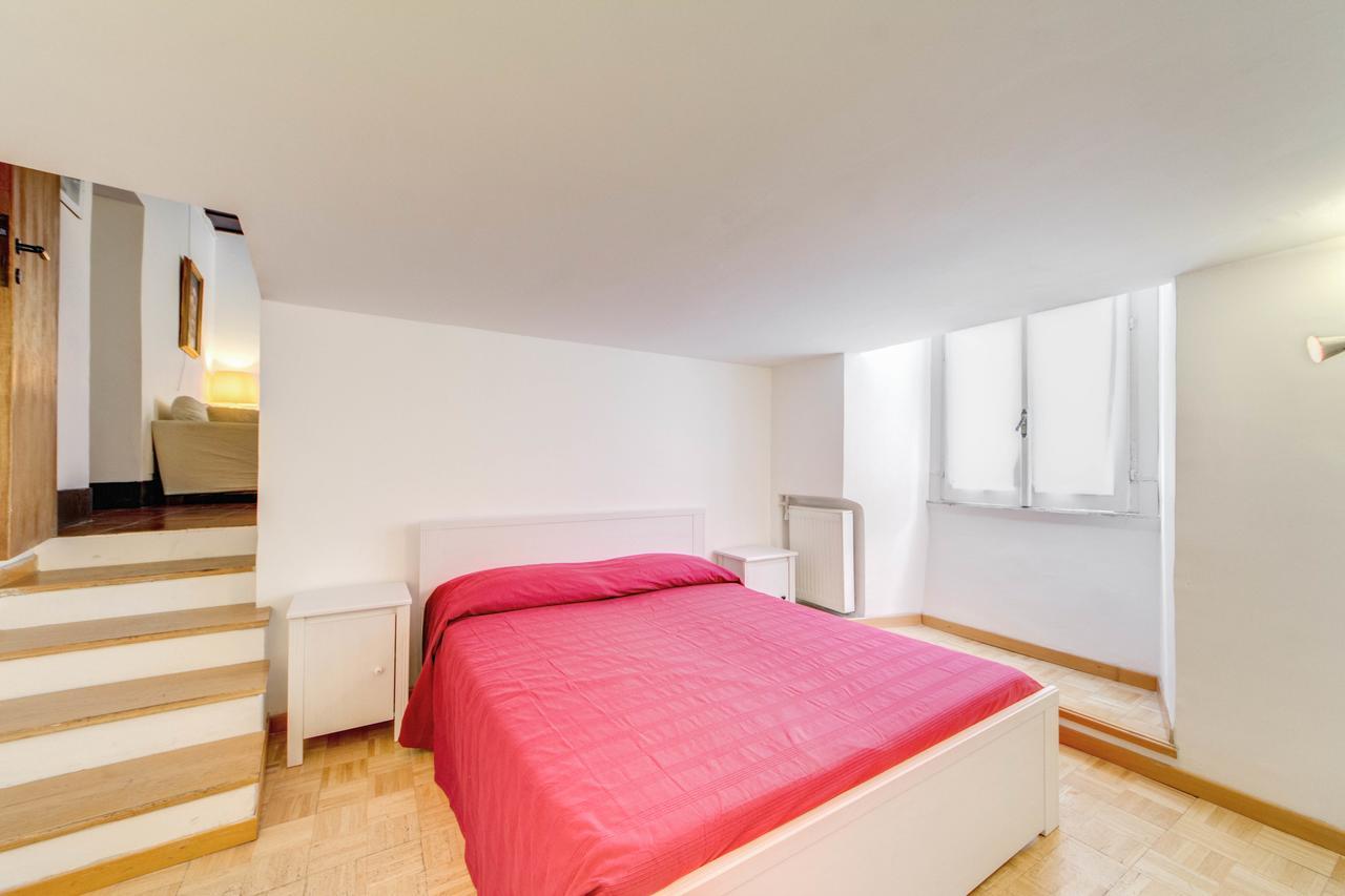 (120 m²), 2 Schlafzimmer und 1 eigene Badezimmer in Navona Rom Exterior foto
